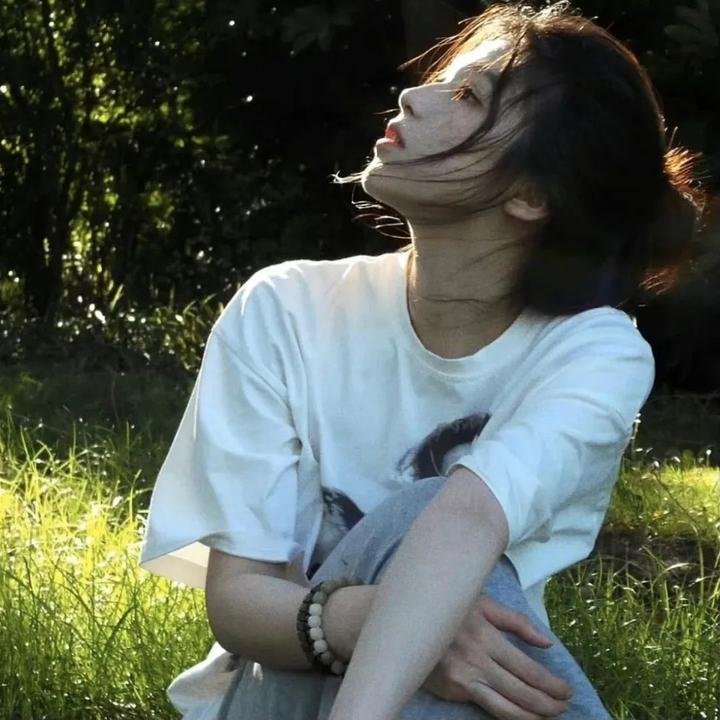 长在面包树上的女人